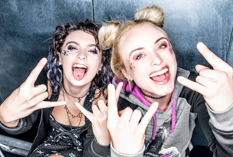 Optimismus, Hravost, Sebevědomí